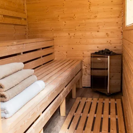 Kalinowe Wzgórza Apartamento Charzykowy